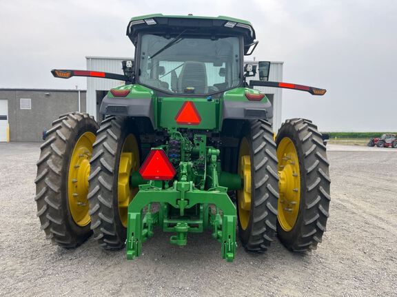 2025 John Deere 8R 370 Tractor