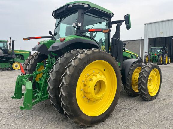 2025 John Deere 8R 370 Tractor