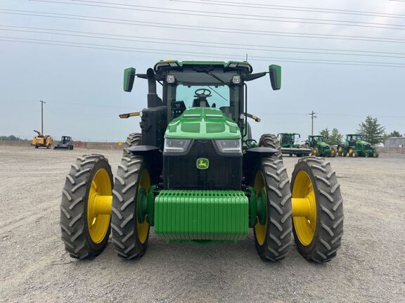 2025 John Deere 8R 370 Tractor