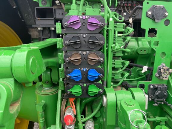 2025 John Deere 8R 370 Tractor