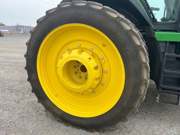 2025 John Deere 8R 370 Tractor