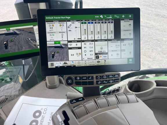2025 John Deere 8R 370 Tractor