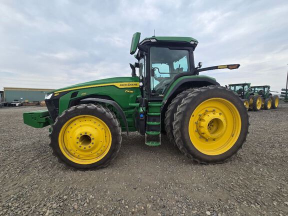 2025 John Deere 8R 370 Tractor