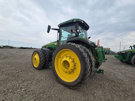2025 John Deere 8R 370 Tractor