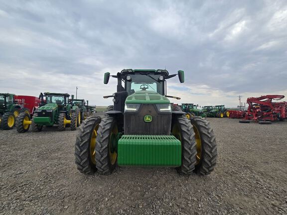 2025 John Deere 8R 370 Tractor