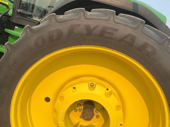 2025 John Deere 8R 340 Tractor