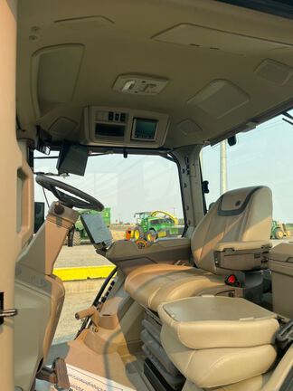 2025 John Deere 8R 340 Tractor