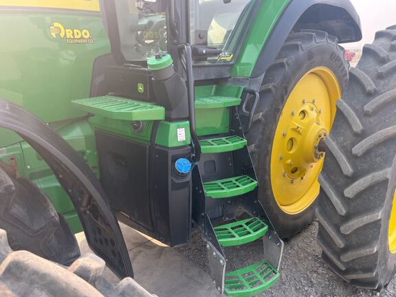 2025 John Deere 8R 340 Tractor