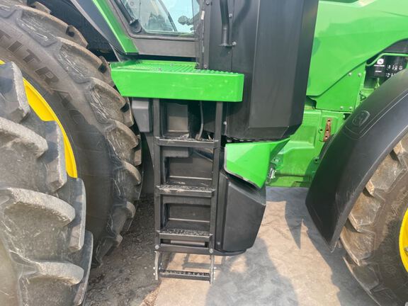 2025 John Deere 8R 340 Tractor