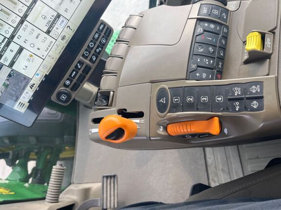 2025 John Deere 8R 340 Tractor