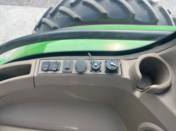 2025 John Deere 8R 340 Tractor