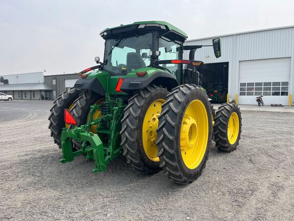 2025 John Deere 8R 370 Tractor