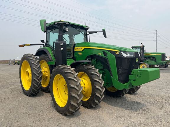 2025 John Deere 8R 370 Tractor