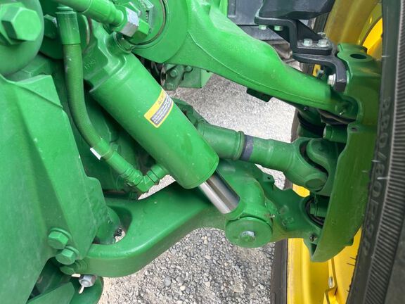 2025 John Deere 8R 370 Tractor