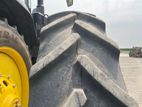 2025 John Deere 8R 370 Tractor