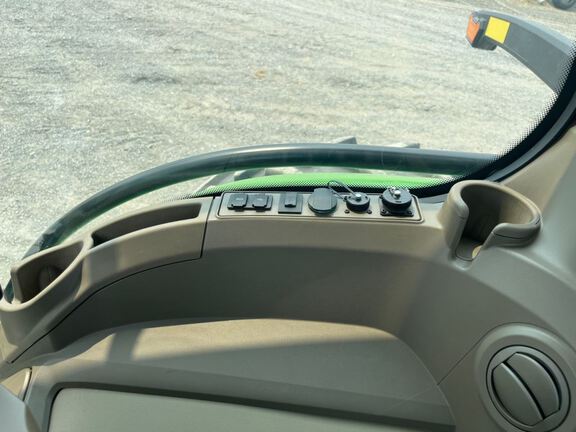 2025 John Deere 8R 370 Tractor