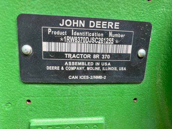 2025 John Deere 8R 370 Tractor
