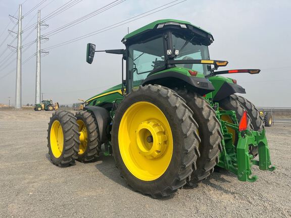 2025 John Deere 8R 370 Tractor