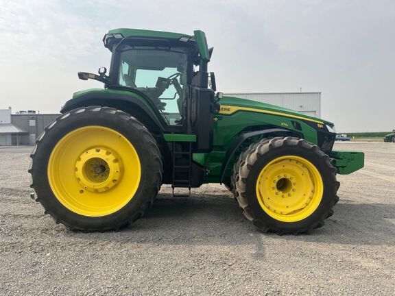 2025 John Deere 8R 370 Tractor
