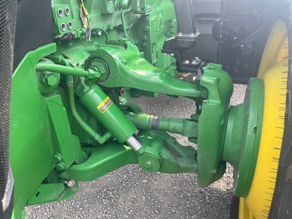 2025 John Deere 8R 370 Tractor