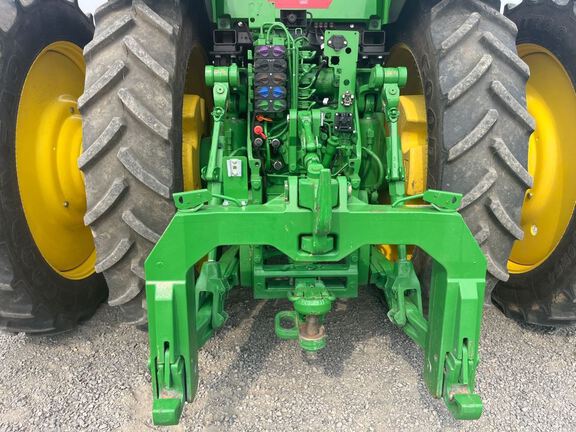 2025 John Deere 8R 370 Tractor