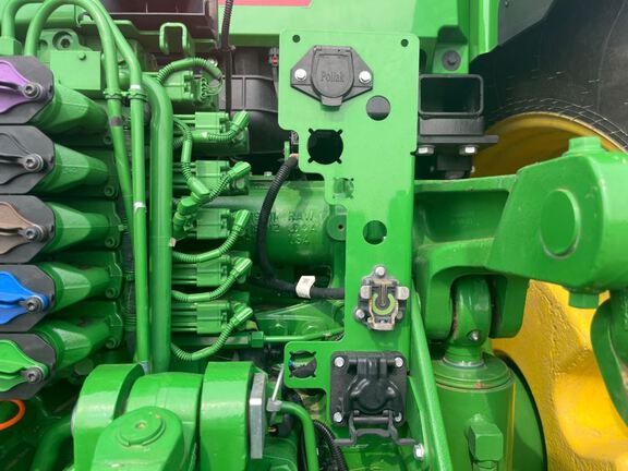 2025 John Deere 8R 370 Tractor