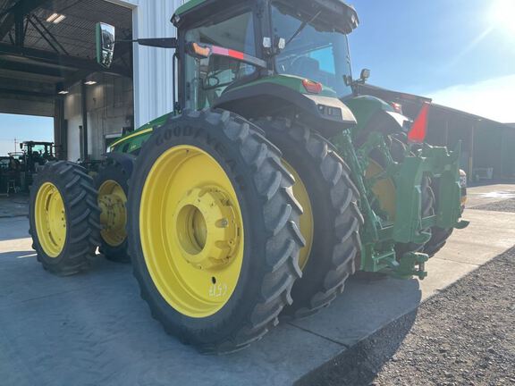 2025 John Deere 8R 370 Tractor