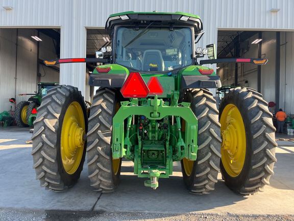 2025 John Deere 8R 370 Tractor