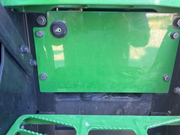 2025 John Deere 8R 370 Tractor