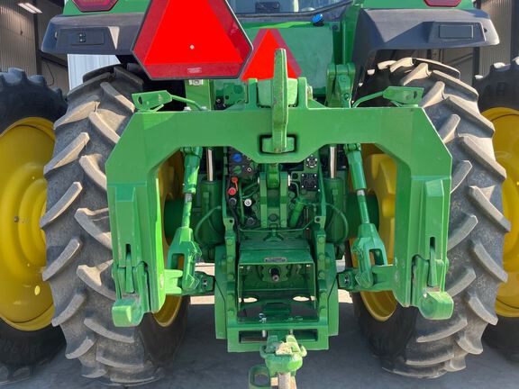 2025 John Deere 8R 370 Tractor