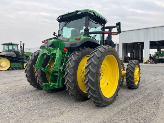 2025 John Deere 8R 370 Tractor