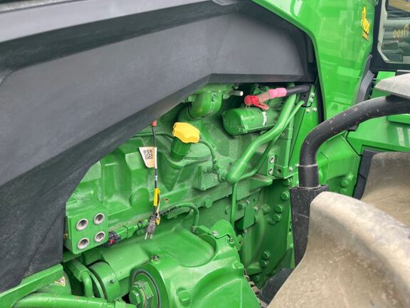 2025 John Deere 8R 370 Tractor