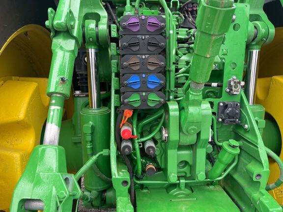 2025 John Deere 8R 370 Tractor