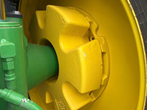 2025 John Deere 8R 370 Tractor