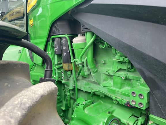2025 John Deere 8R 370 Tractor
