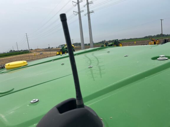 2025 John Deere 8R 370 Tractor