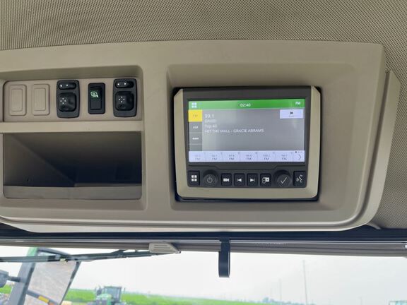 2025 John Deere 8R 370 Tractor