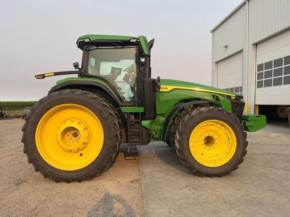 2025 John Deere 8R 340 Tractor
