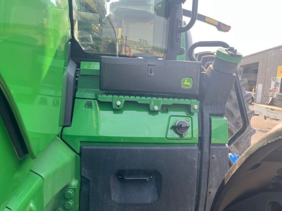 2025 John Deere 8R 340 Tractor