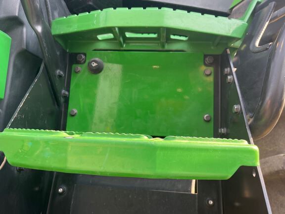 2025 John Deere 8R 340 Tractor