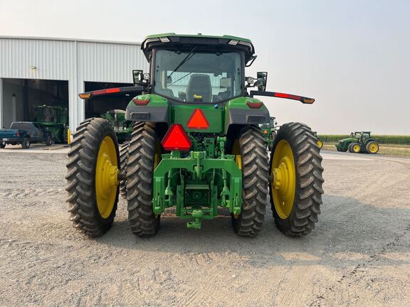 2025 John Deere 8R 370 Tractor