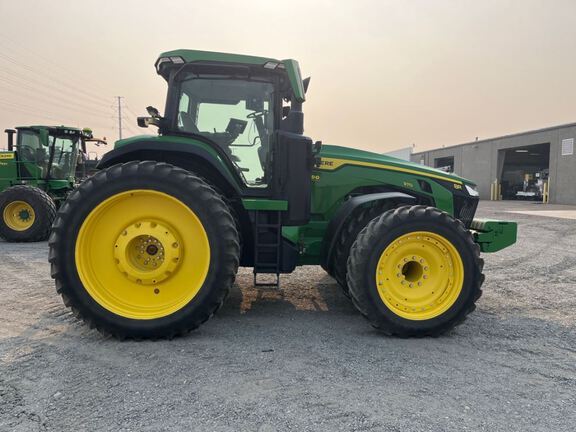 2025 John Deere 8R 370 Tractor