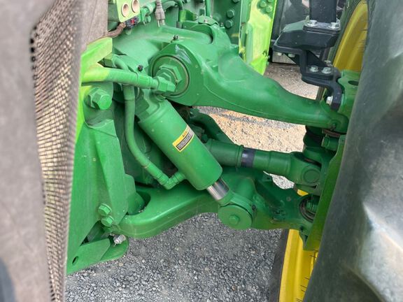 2025 John Deere 8R 370 Tractor