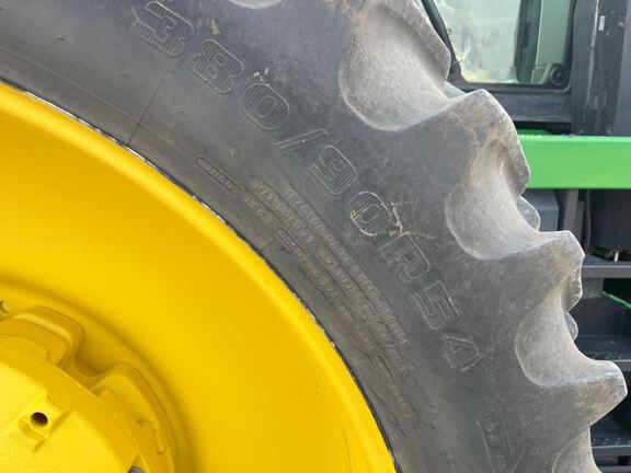 2025 John Deere 8R 370 Tractor