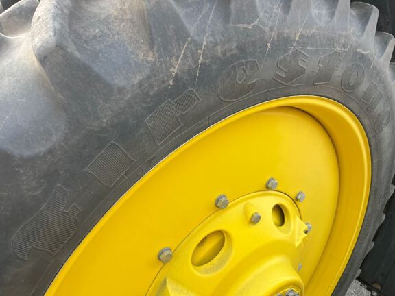 2025 John Deere 8R 370 Tractor
