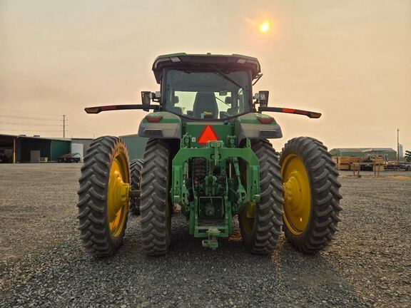 2025 John Deere 8R 370 Tractor