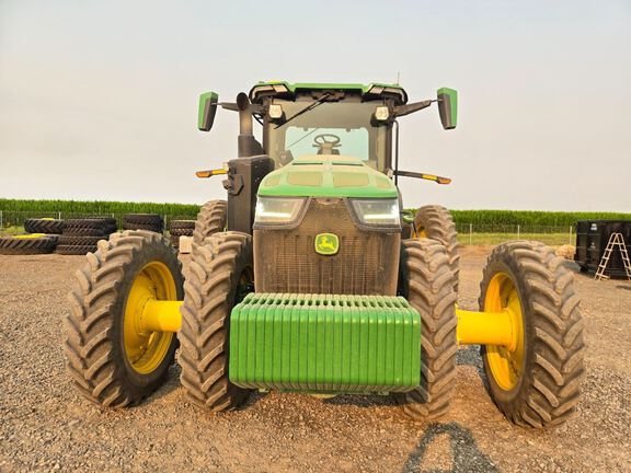 2025 John Deere 8R 370 Tractor