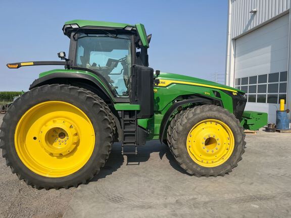 2025 John Deere 8R 370 Tractor