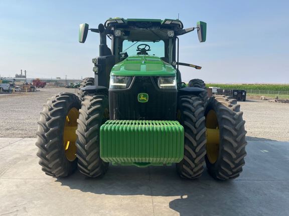 2025 John Deere 8R 370 Tractor