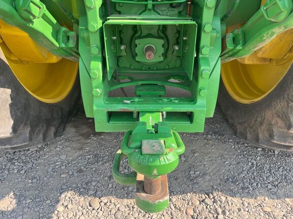 2025 John Deere 8R 370 Tractor
